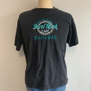 Vintage Embroidered Hard Rock Cafe Bahamas T-Shirt